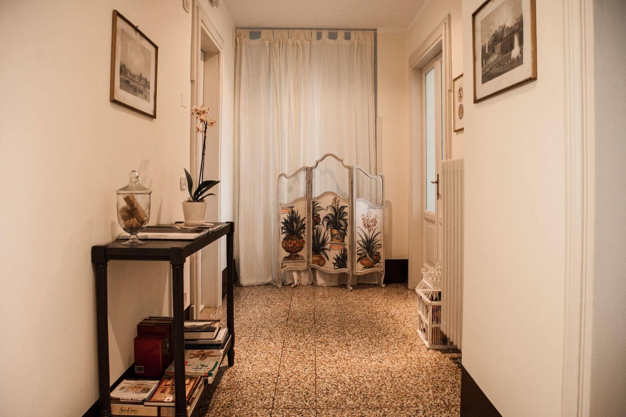 Le Flaneur Vintage B&B Vérone Extérieur photo